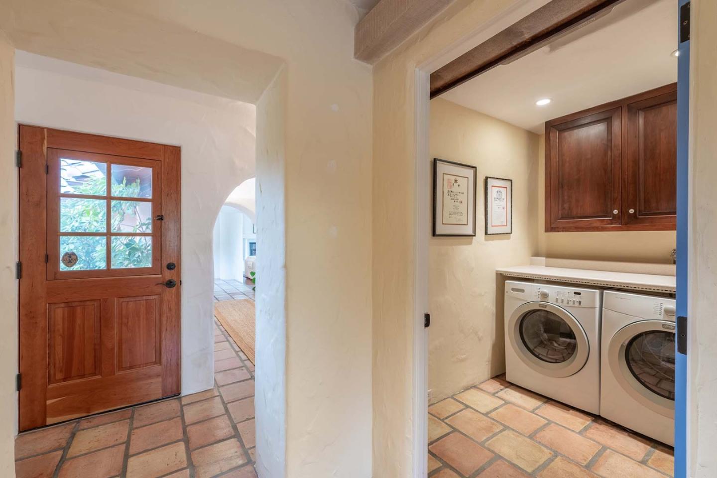 Detail Gallery Image 15 of 21 For 25987 Rio Vista Dr, Carmel,  CA 93923 - 4 Beds | 4 Baths