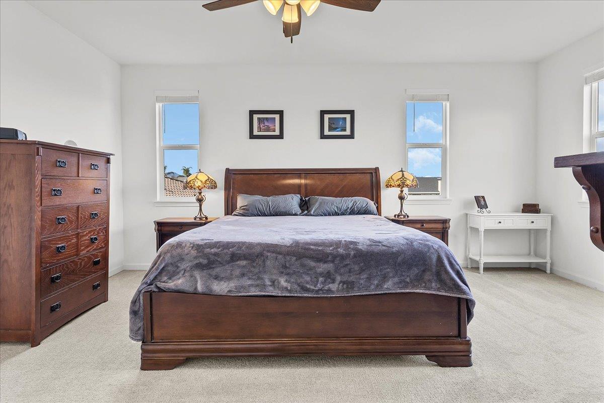 Detail Gallery Image 29 of 63 For 1860 Hydrangea Dr, Hollister,  CA 95023 - 3 Beds | 2/1 Baths