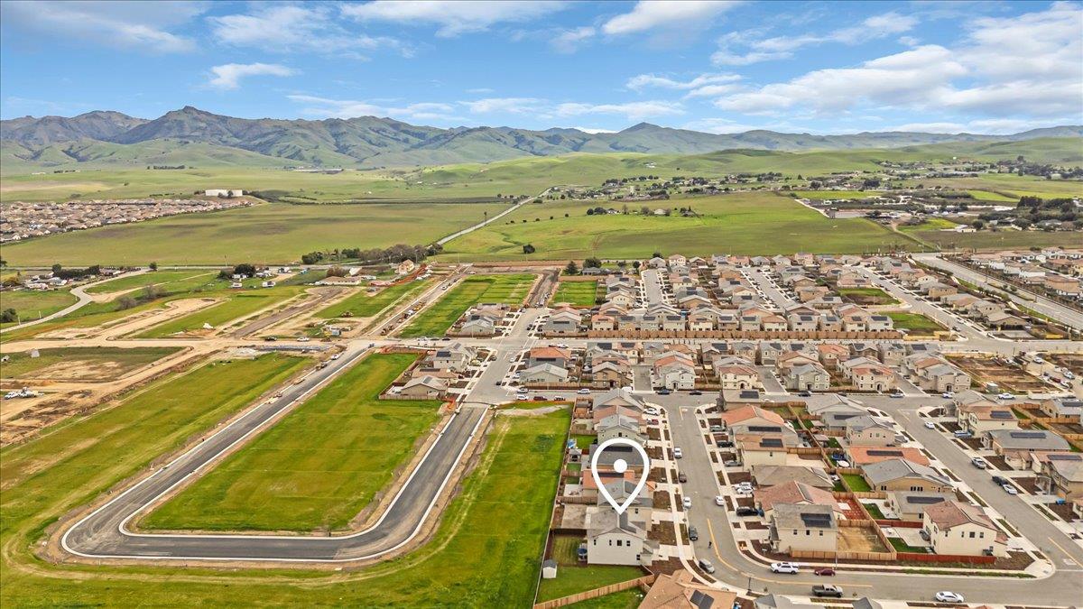 Detail Gallery Image 59 of 63 For 1860 Hydrangea Dr, Hollister,  CA 95023 - 3 Beds | 2/1 Baths