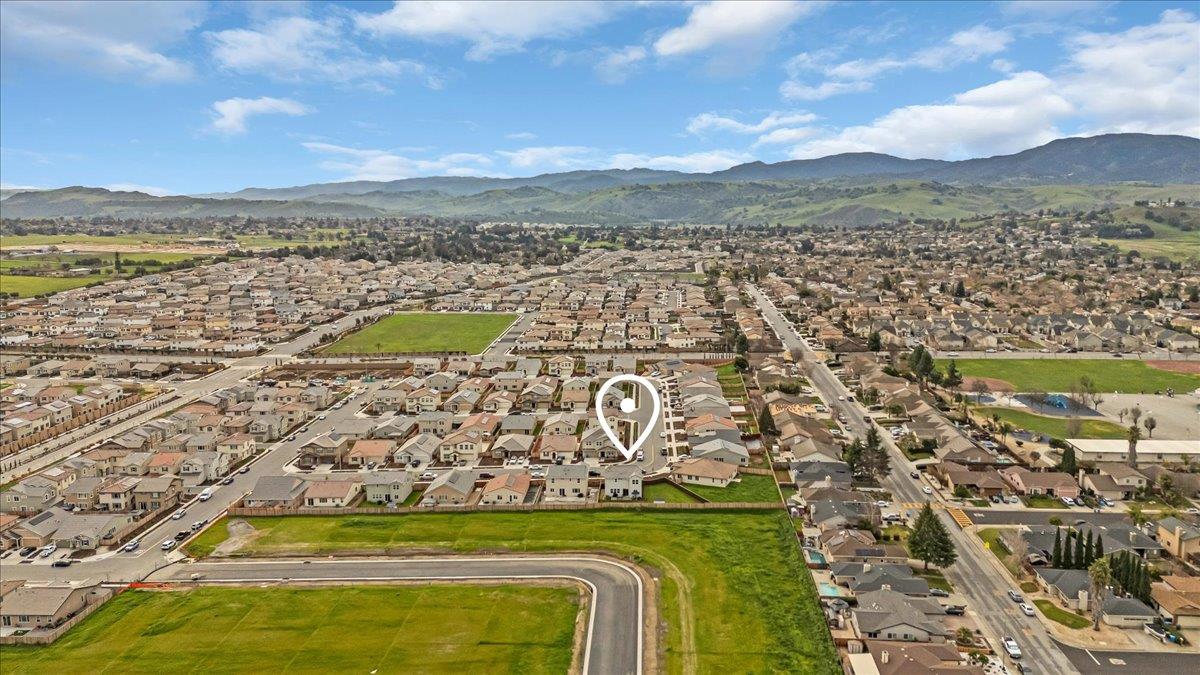 Detail Gallery Image 61 of 63 For 1860 Hydrangea Dr, Hollister,  CA 95023 - 3 Beds | 2/1 Baths