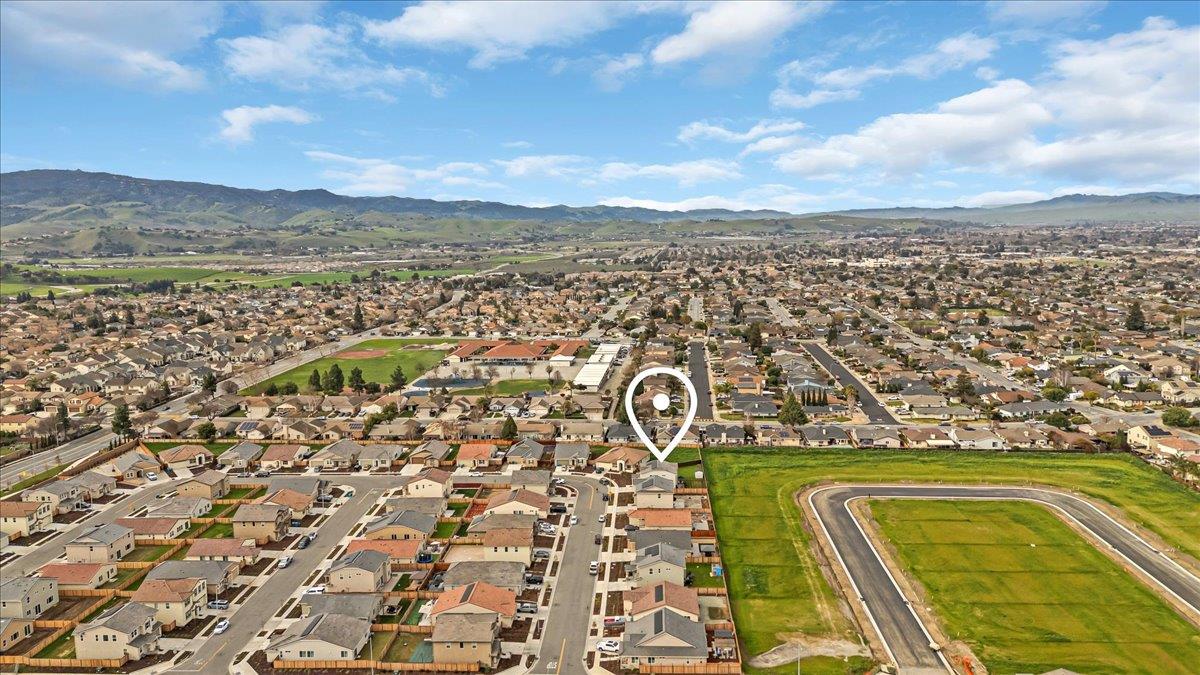 Detail Gallery Image 62 of 63 For 1860 Hydrangea Dr, Hollister,  CA 95023 - 3 Beds | 2/1 Baths