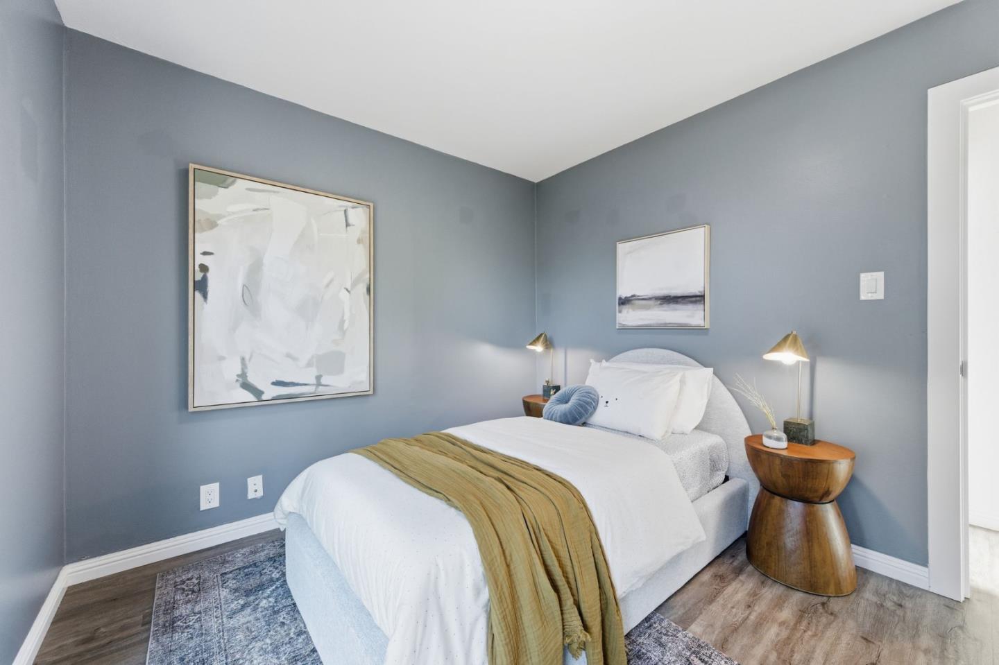 Detail Gallery Image 22 of 37 For 1515 Ridge Rd, Belmont,  CA 94002 - 4 Beds | 2 Baths