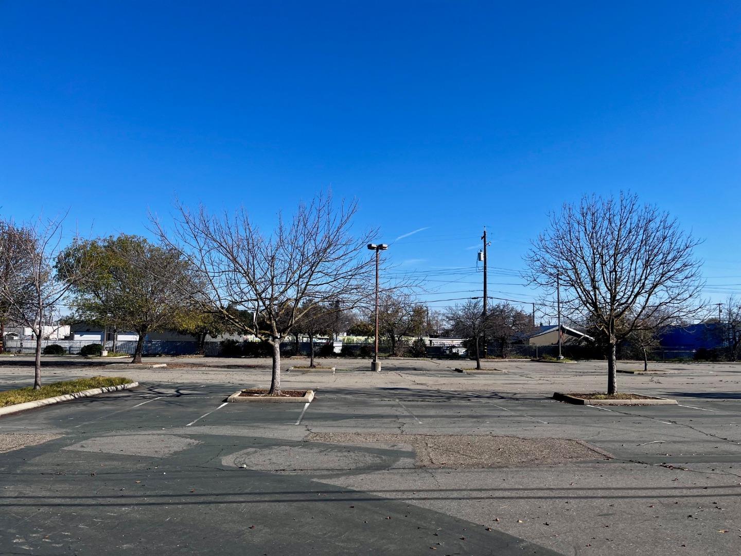 Detail Gallery Image 5 of 6 For Address Not Disclosed, Sacramento,  CA 95822 - – Beds | – Baths