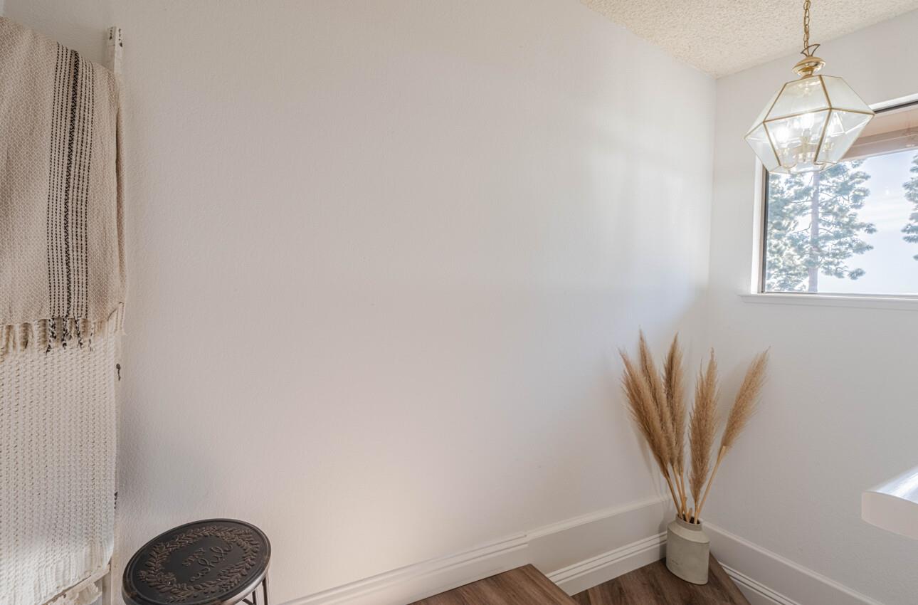 Detail Gallery Image 15 of 39 For 330 Woodside Dr #105,  Salinas,  CA 93901 - 3 Beds | 2 Baths