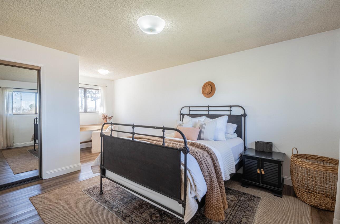 Detail Gallery Image 22 of 39 For 330 Woodside Dr #105,  Salinas,  CA 93901 - 3 Beds | 2 Baths
