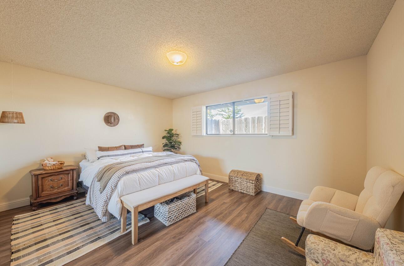 Detail Gallery Image 25 of 39 For 330 Woodside Dr #105,  Salinas,  CA 93901 - 3 Beds | 2 Baths