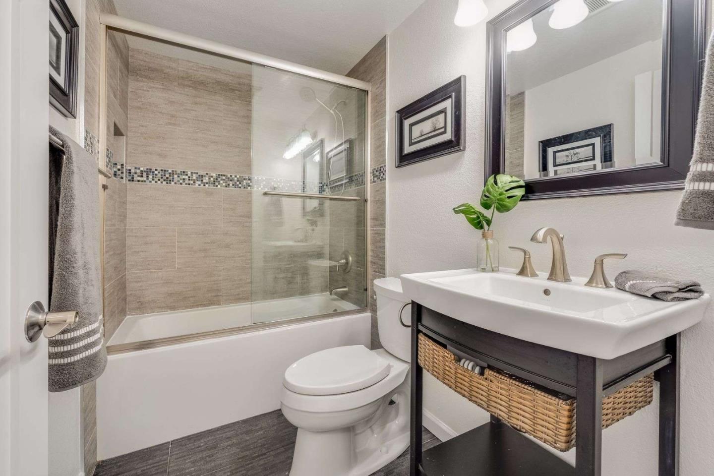 Photo #21: ML82032791 Listing: Photo #21