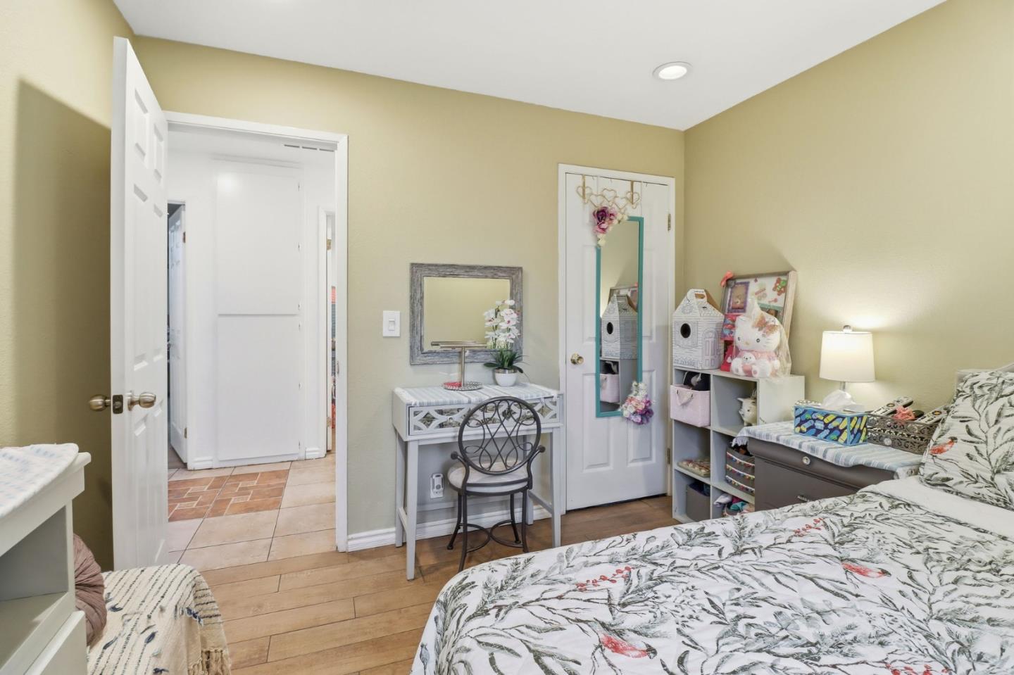 Detail Gallery Image 18 of 30 For 2252 Denair Ave, San Jose,  CA 95122 - 6 Beds | 4 Baths