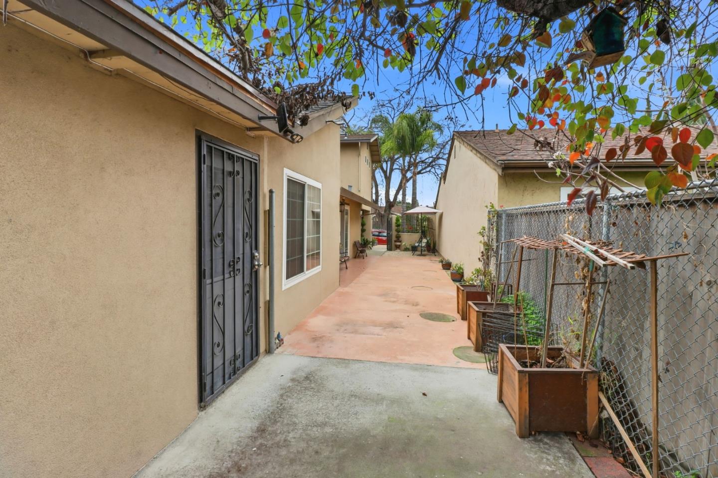 Detail Gallery Image 26 of 30 For 2252 Denair Ave, San Jose,  CA 95122 - 6 Beds | 4 Baths