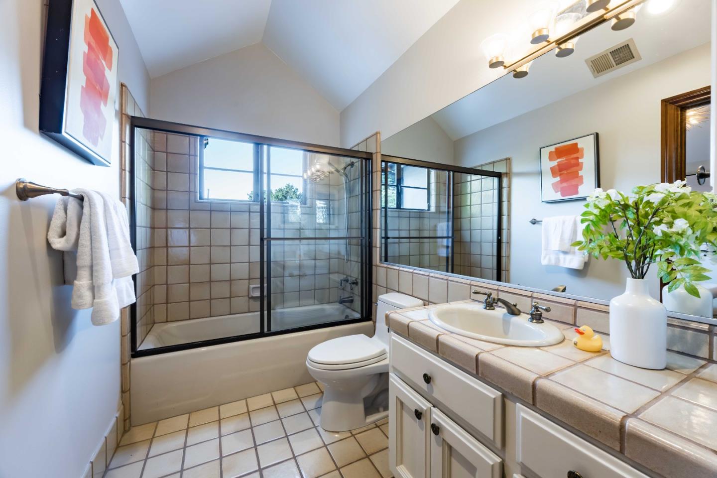 Detail Gallery Image 22 of 38 For 976 Laurel Glen Dr, Palo Alto,  CA 94304 - 6 Beds | 6/1 Baths