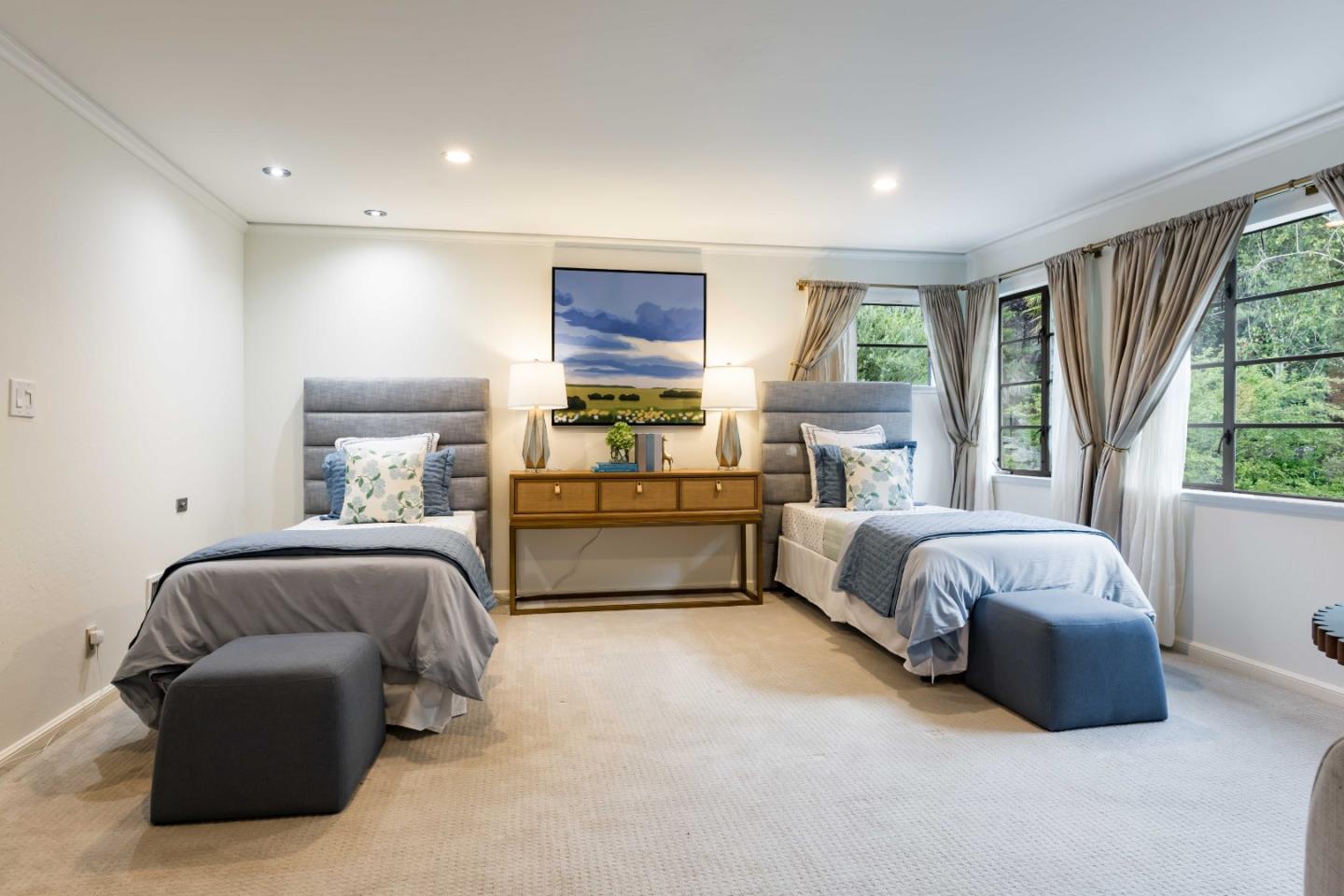 Detail Gallery Image 25 of 38 For 976 Laurel Glen Dr, Palo Alto,  CA 94304 - 6 Beds | 6/1 Baths