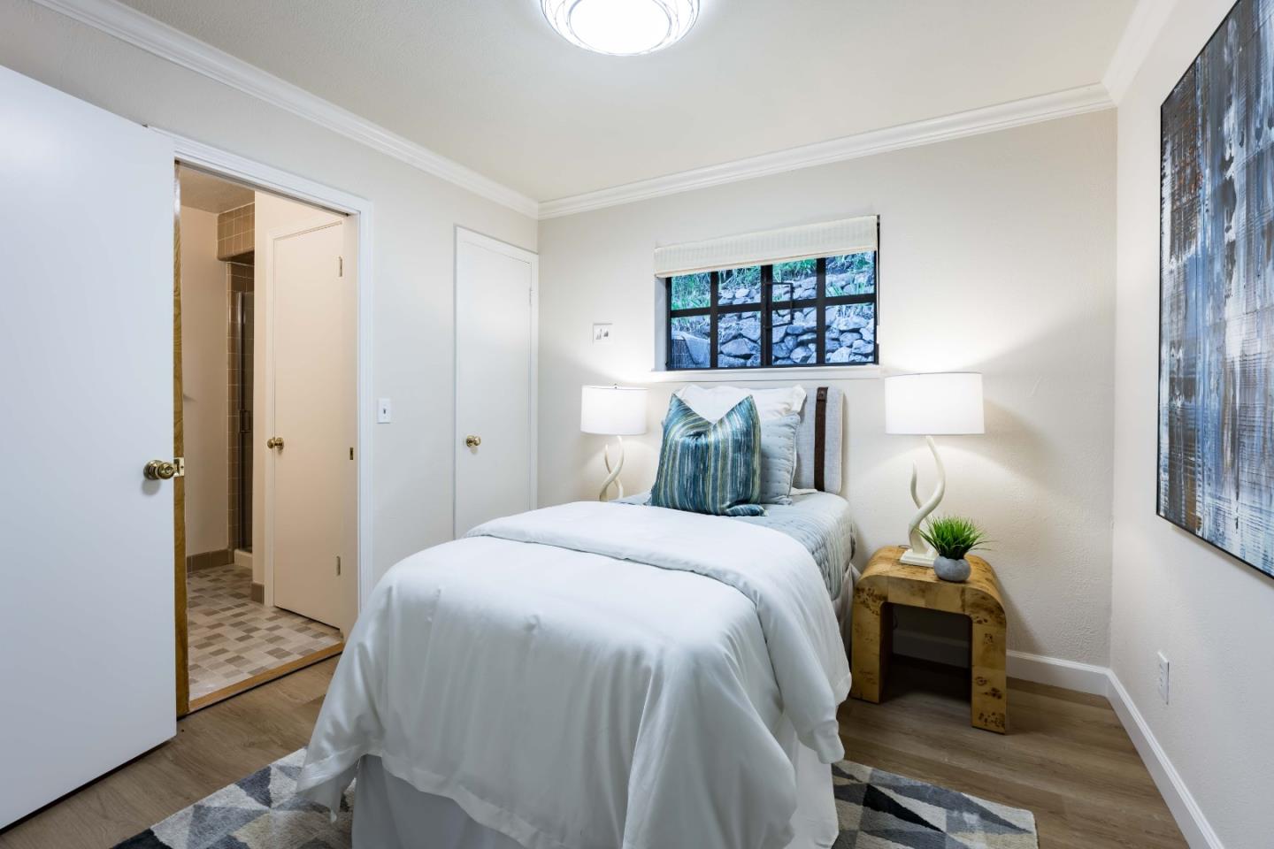 Detail Gallery Image 35 of 38 For 976 Laurel Glen Dr, Palo Alto,  CA 94304 - 6 Beds | 6/1 Baths