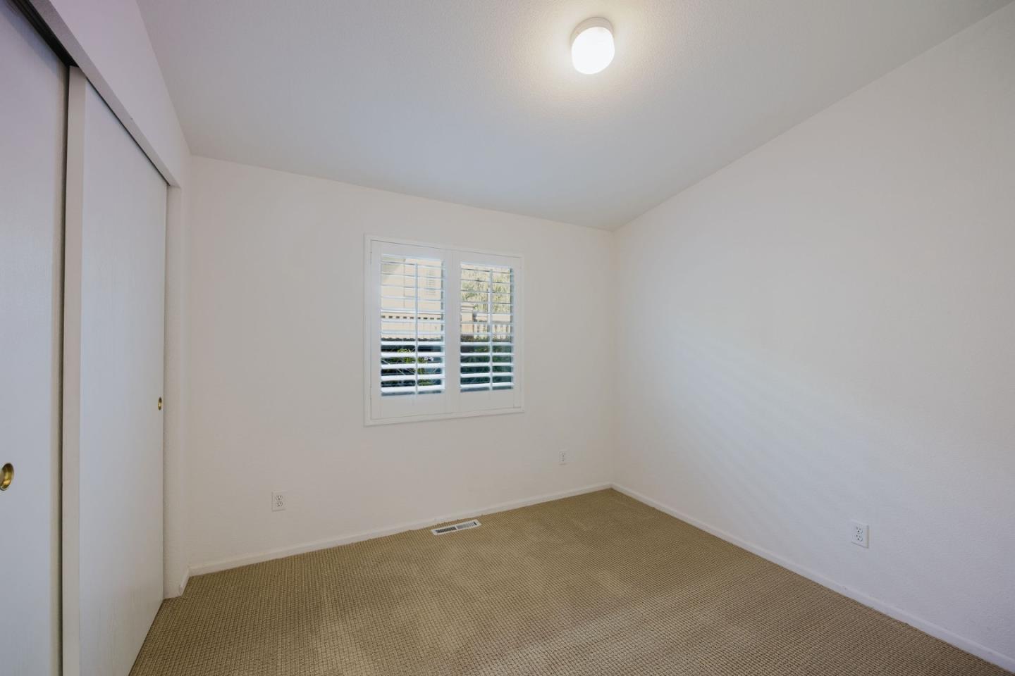 Detail Gallery Image 7 of 20 For 6 Sunset Terrace #6,  Half Moon Bay,  CA 94019 - 2 Beds | 2 Baths