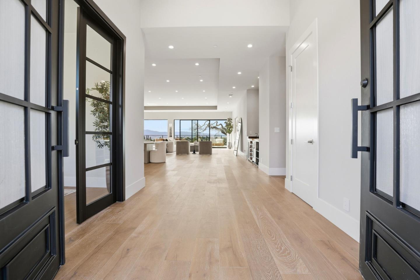 Detail Gallery Image 7 of 65 For 15860 Jackson Oaks Dr, Morgan Hill,  CA 95037 - 6 Beds | 6/1 Baths