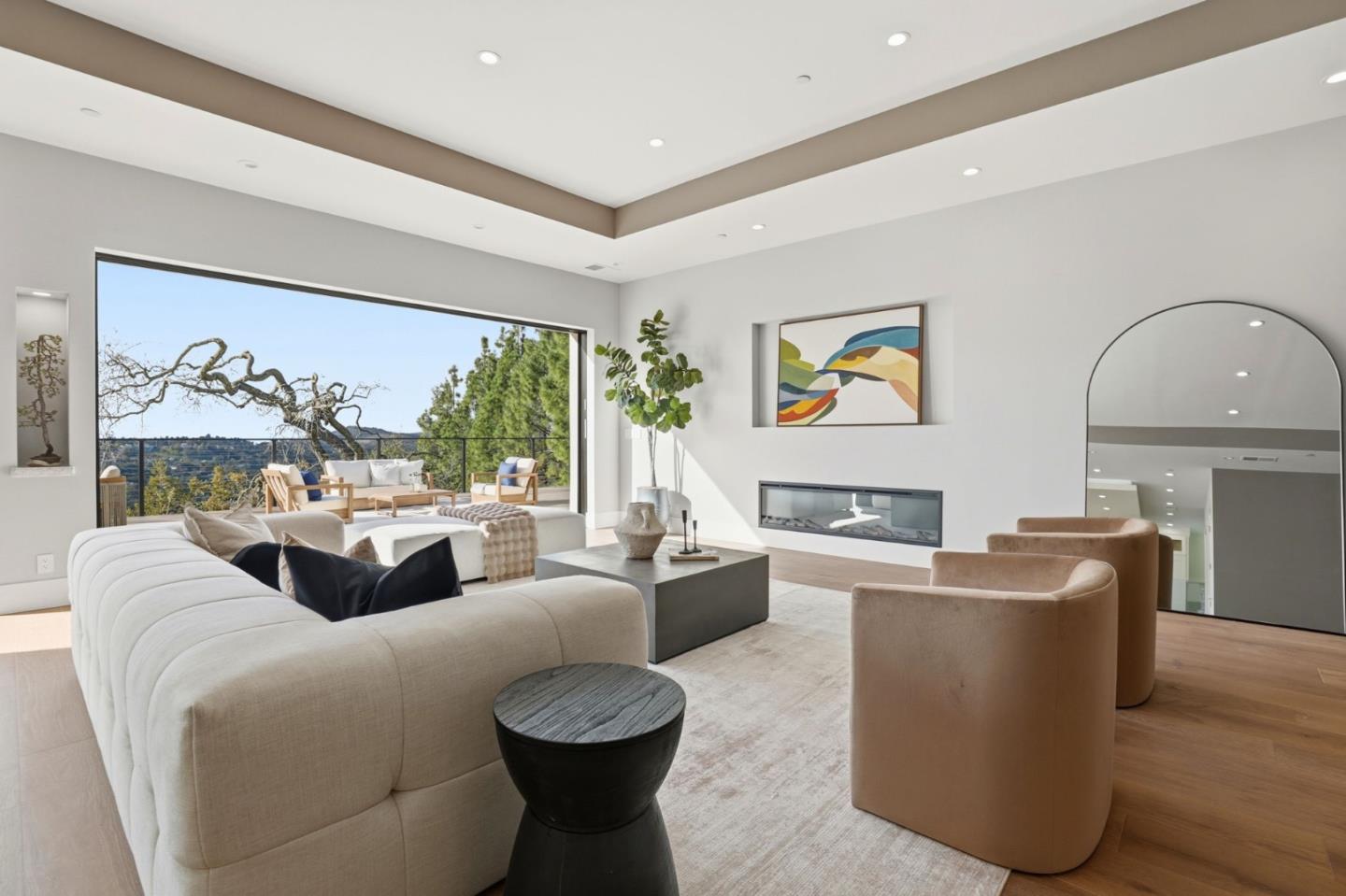 Detail Gallery Image 9 of 65 For 15860 Jackson Oaks Dr, Morgan Hill,  CA 95037 - 6 Beds | 6/1 Baths