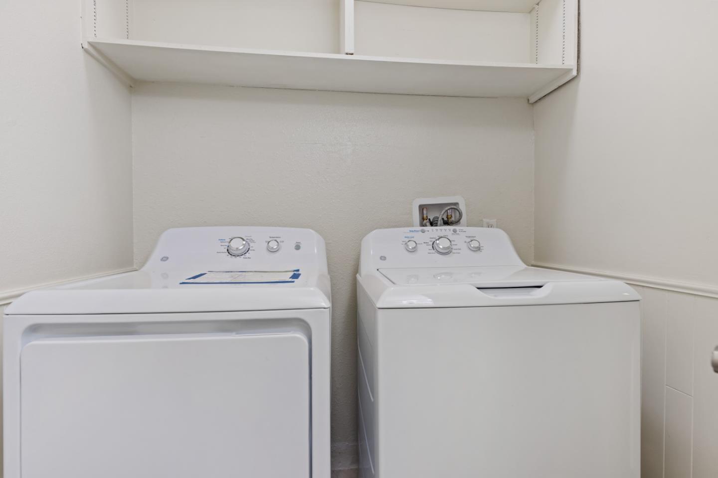 Detail Gallery Image 18 of 39 For 6001 Joaquin Murieta Ave #C,  Newark,  CA 94560 - 3 Beds | 2/1 Baths