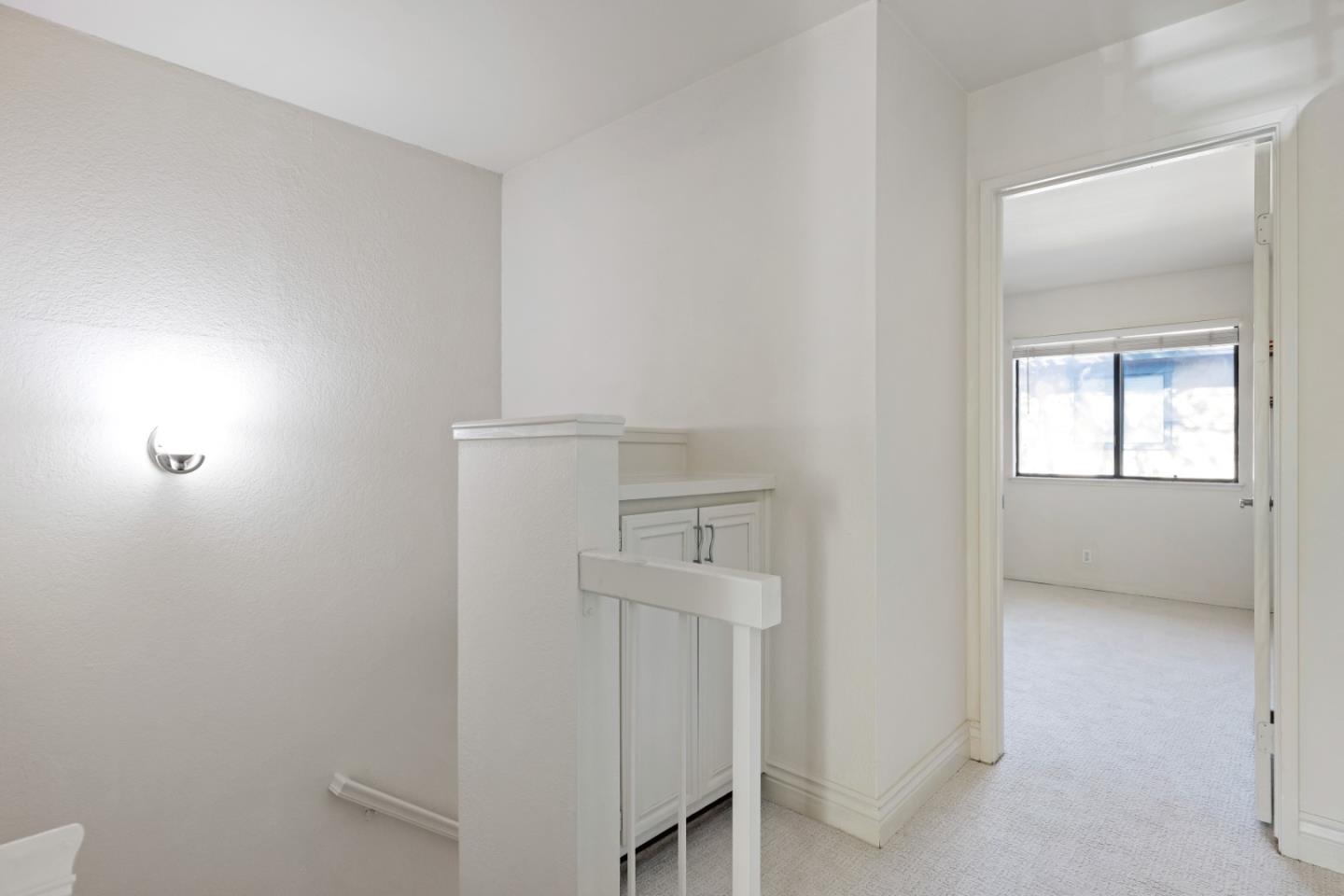 Detail Gallery Image 22 of 39 For 6001 Joaquin Murieta Ave #C,  Newark,  CA 94560 - 3 Beds | 2/1 Baths