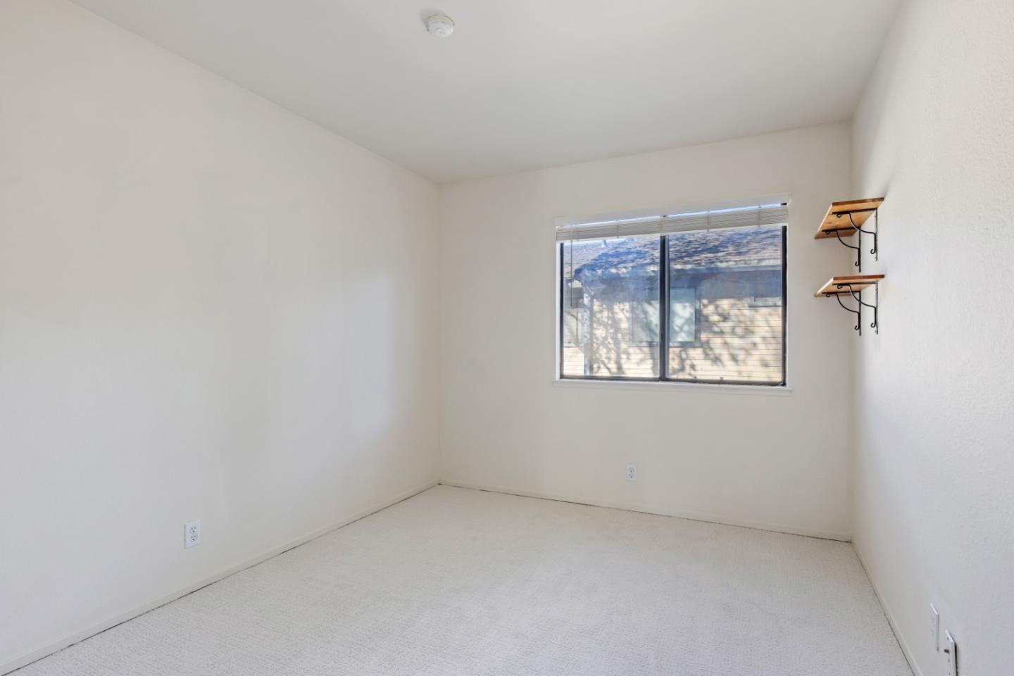 Detail Gallery Image 32 of 39 For 6001 Joaquin Murieta Ave #C,  Newark,  CA 94560 - 3 Beds | 2/1 Baths