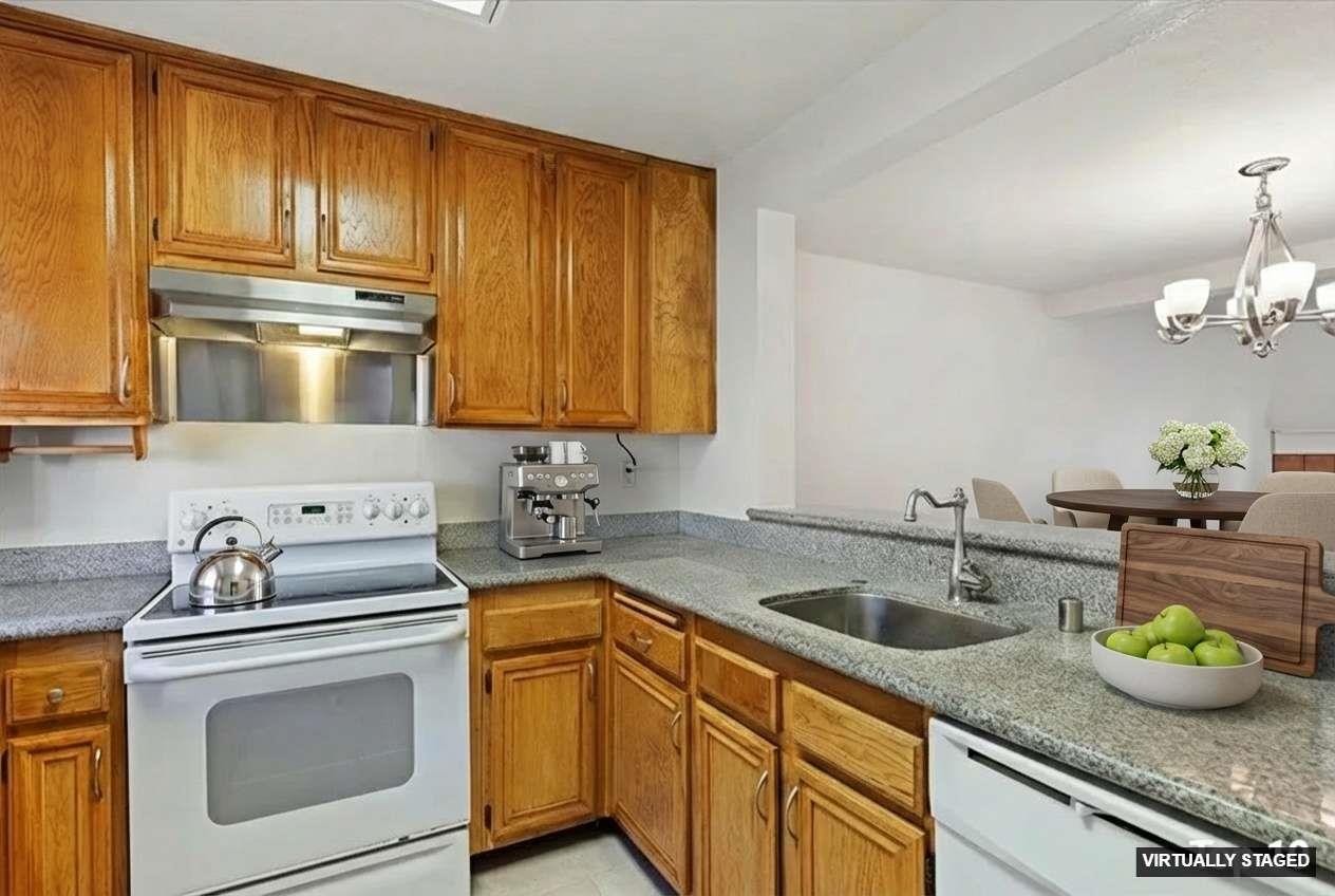 Detail Gallery Image 5 of 39 For 6001 Joaquin Murieta Ave #C,  Newark,  CA 94560 - 3 Beds | 2/1 Baths