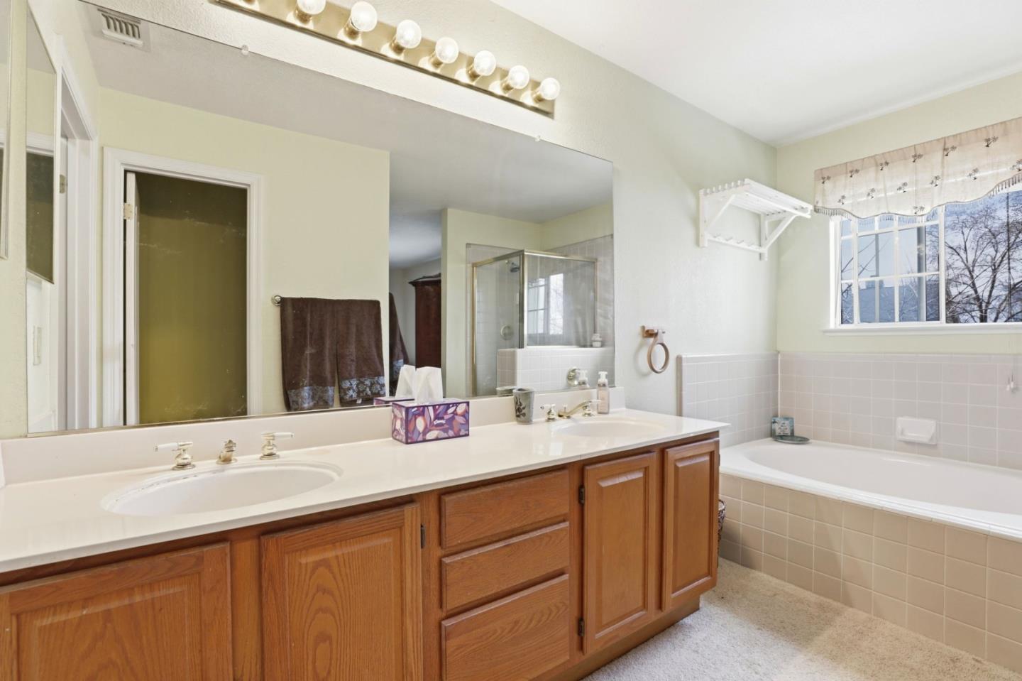 Detail Gallery Image 32 of 46 For 5621 Adobe Rd, Rocklin,  CA 95765 - 4 Beds | 3 Baths