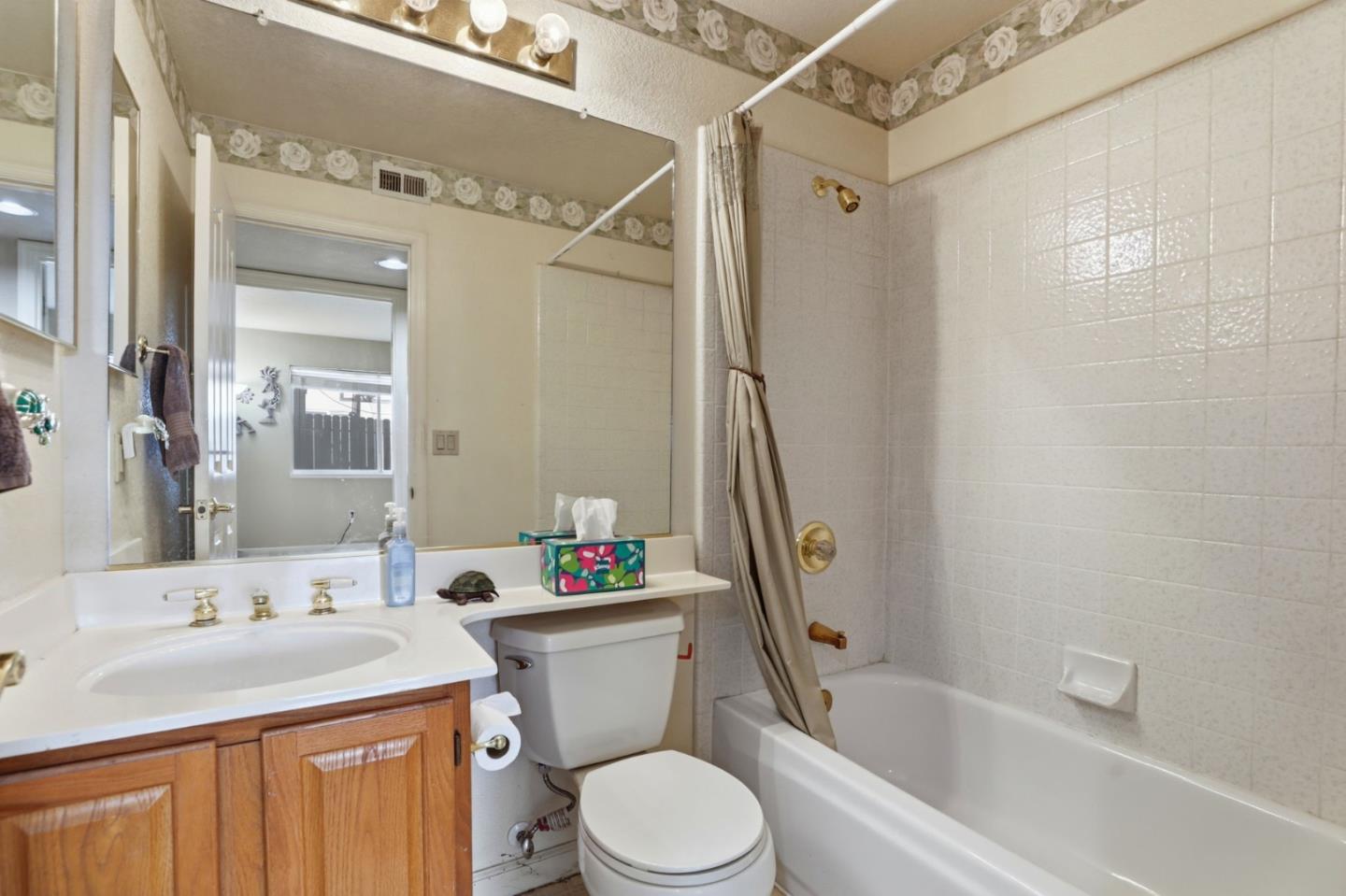 Detail Gallery Image 34 of 46 For 5621 Adobe Rd, Rocklin,  CA 95765 - 4 Beds | 3 Baths