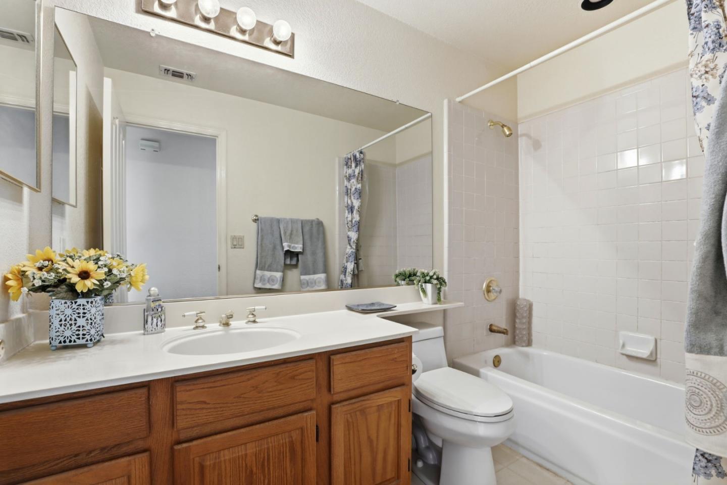 Detail Gallery Image 35 of 46 For 5621 Adobe Rd, Rocklin,  CA 95765 - 4 Beds | 3 Baths