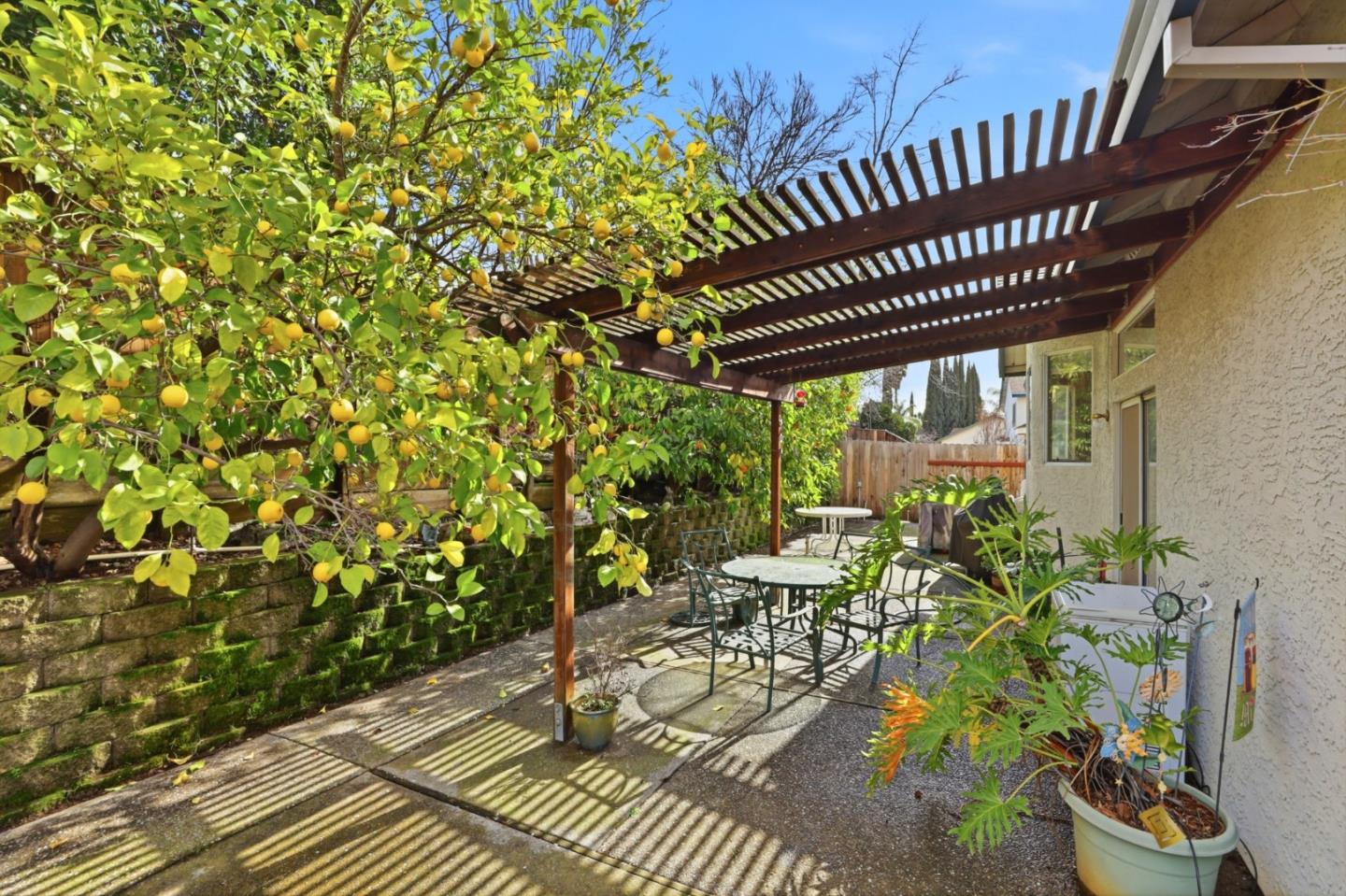 Detail Gallery Image 40 of 46 For 5621 Adobe Rd, Rocklin,  CA 95765 - 4 Beds | 3 Baths