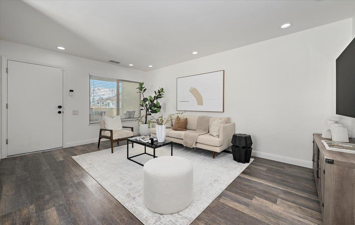 Photo #4: ML82032805 Listing: Photo #4