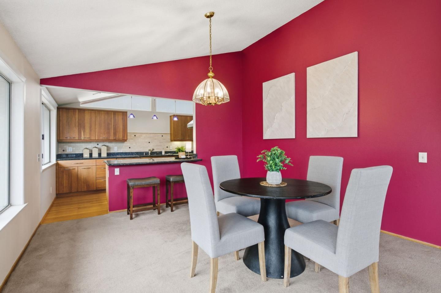 Detail Gallery Image 13 of 35 For 2401 Ardee Ln, South San Francisco,  CA 94080 - 4 Beds | 3 Baths