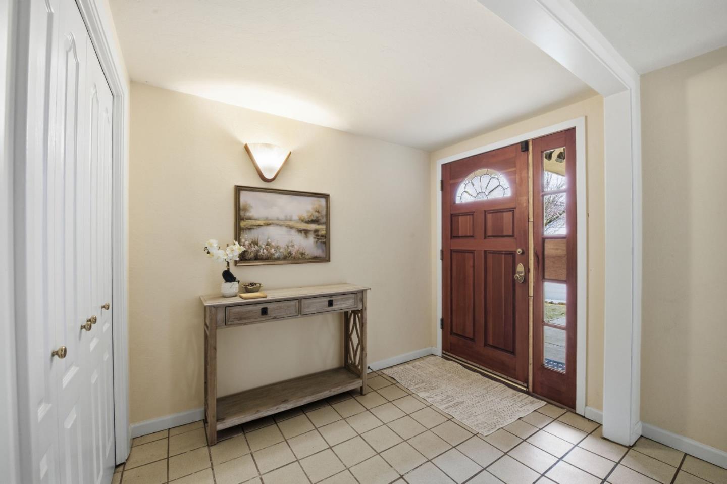 Detail Gallery Image 4 of 35 For 2401 Ardee Ln, South San Francisco,  CA 94080 - 4 Beds | 3 Baths