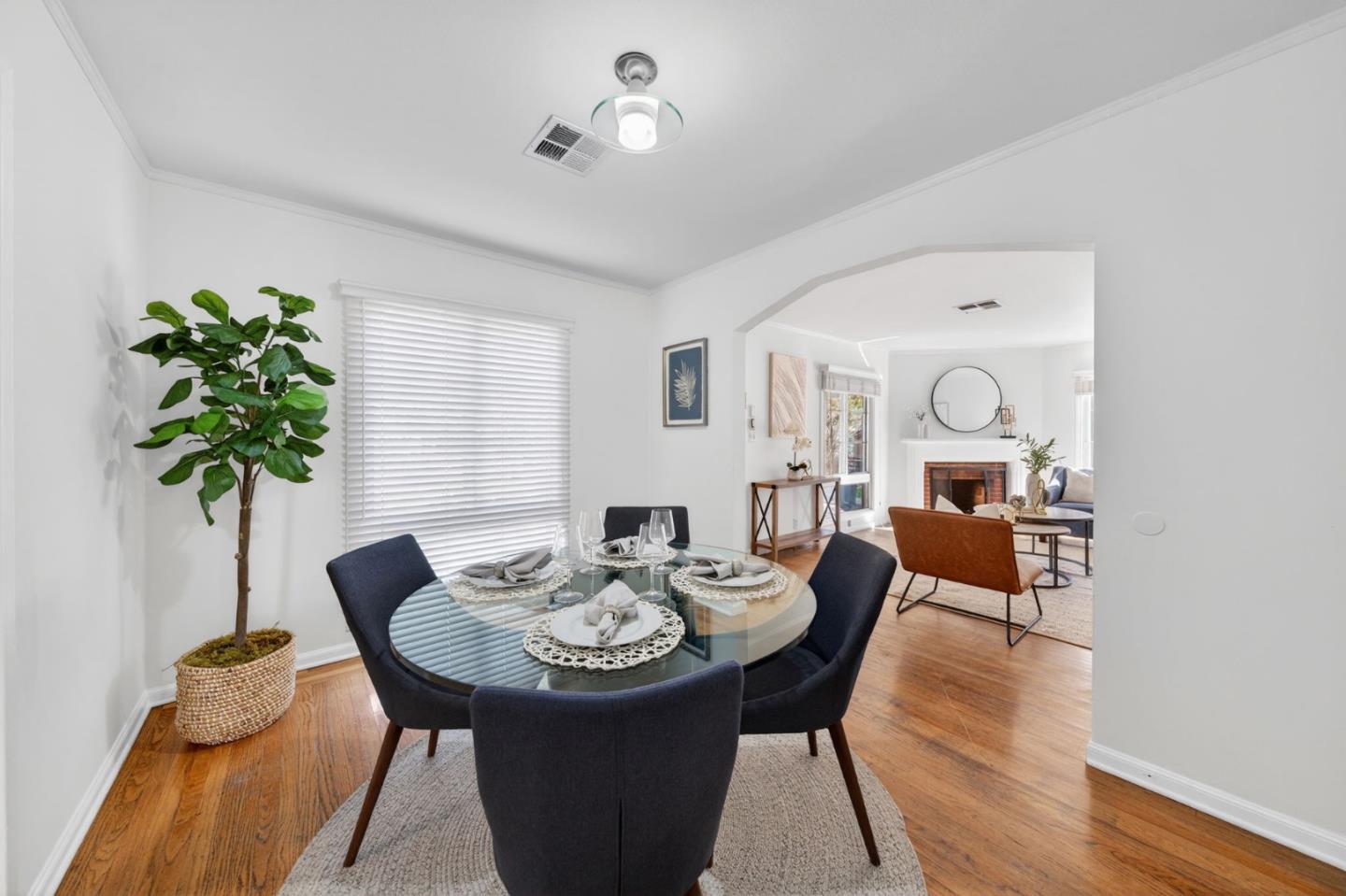 Detail Gallery Image 11 of 30 For 1237 Santa Paula Ave, San Jose,  CA 95110 - 3 Beds | 1 Baths