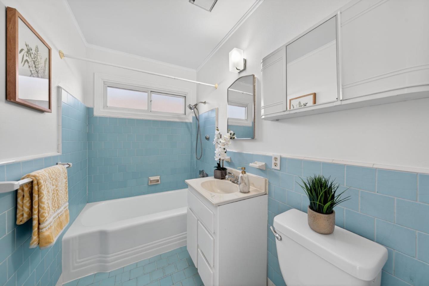 Detail Gallery Image 17 of 30 For 1237 Santa Paula Ave, San Jose,  CA 95110 - 3 Beds | 1 Baths