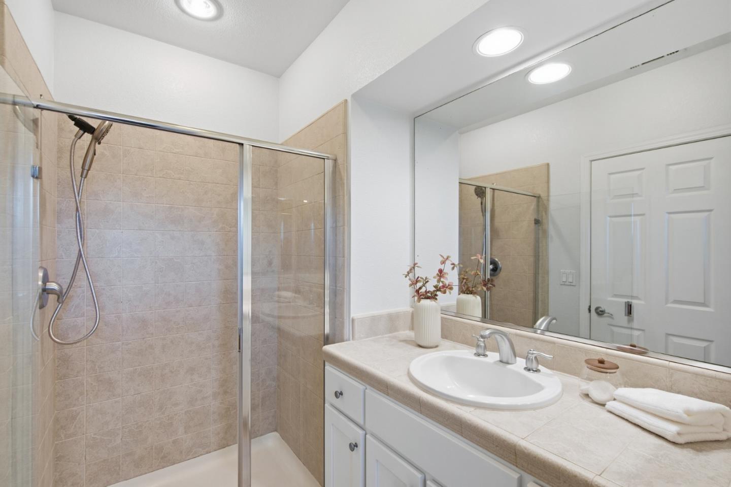 Detail Gallery Image 24 of 41 For 1035 Fuller Ter, Sunnyvale,  CA 94086 - 3 Beds | 3/1 Baths