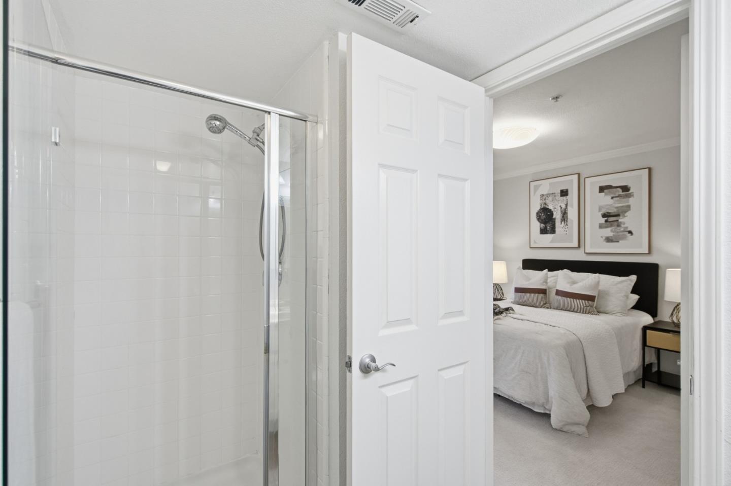 Detail Gallery Image 7 of 41 For 1035 Fuller Ter, Sunnyvale,  CA 94086 - 3 Beds | 3/1 Baths