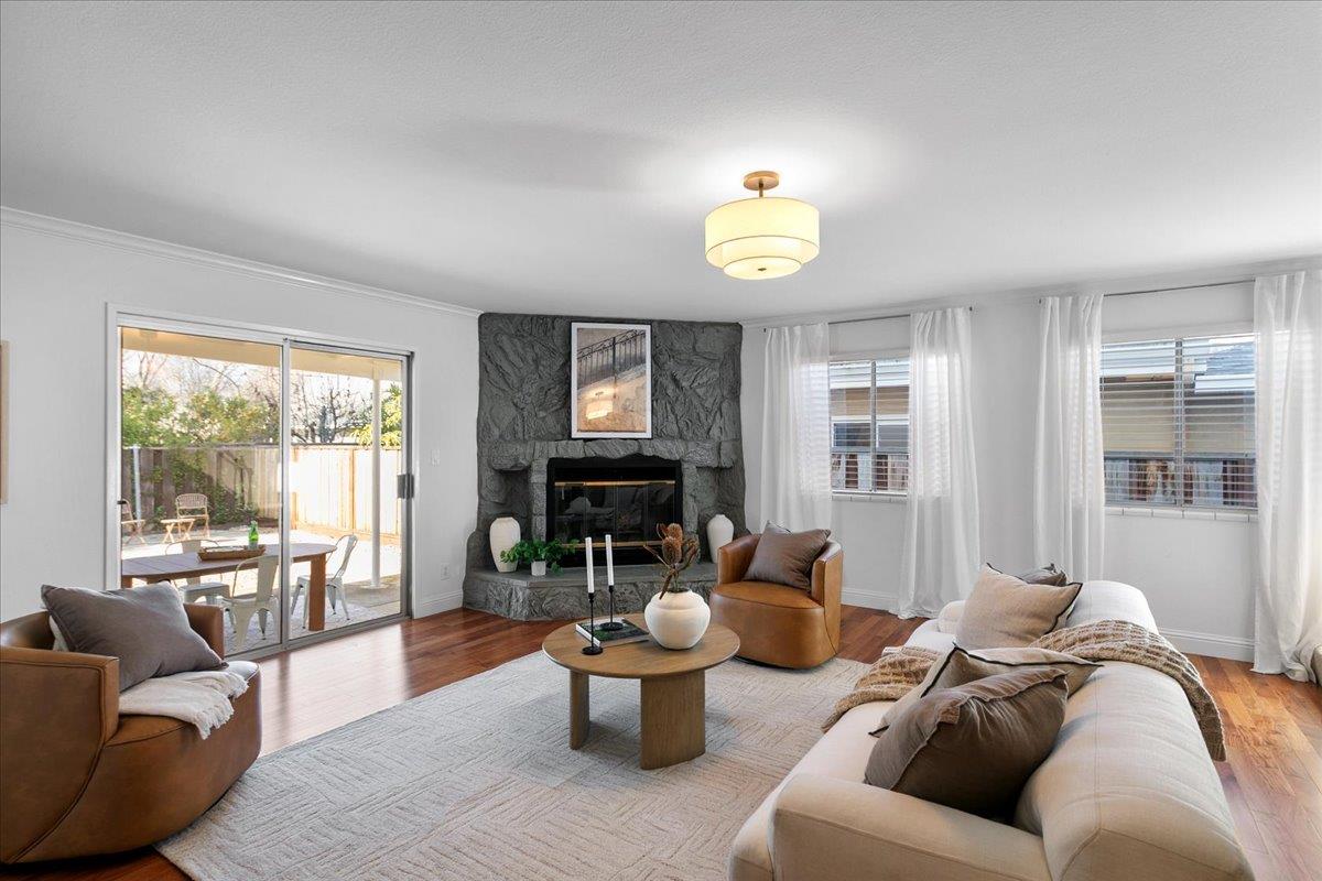 Detail Gallery Image 16 of 44 For 439 Novato Ave, Sunnyvale,  CA 94086 - 5 Beds | 3 Baths