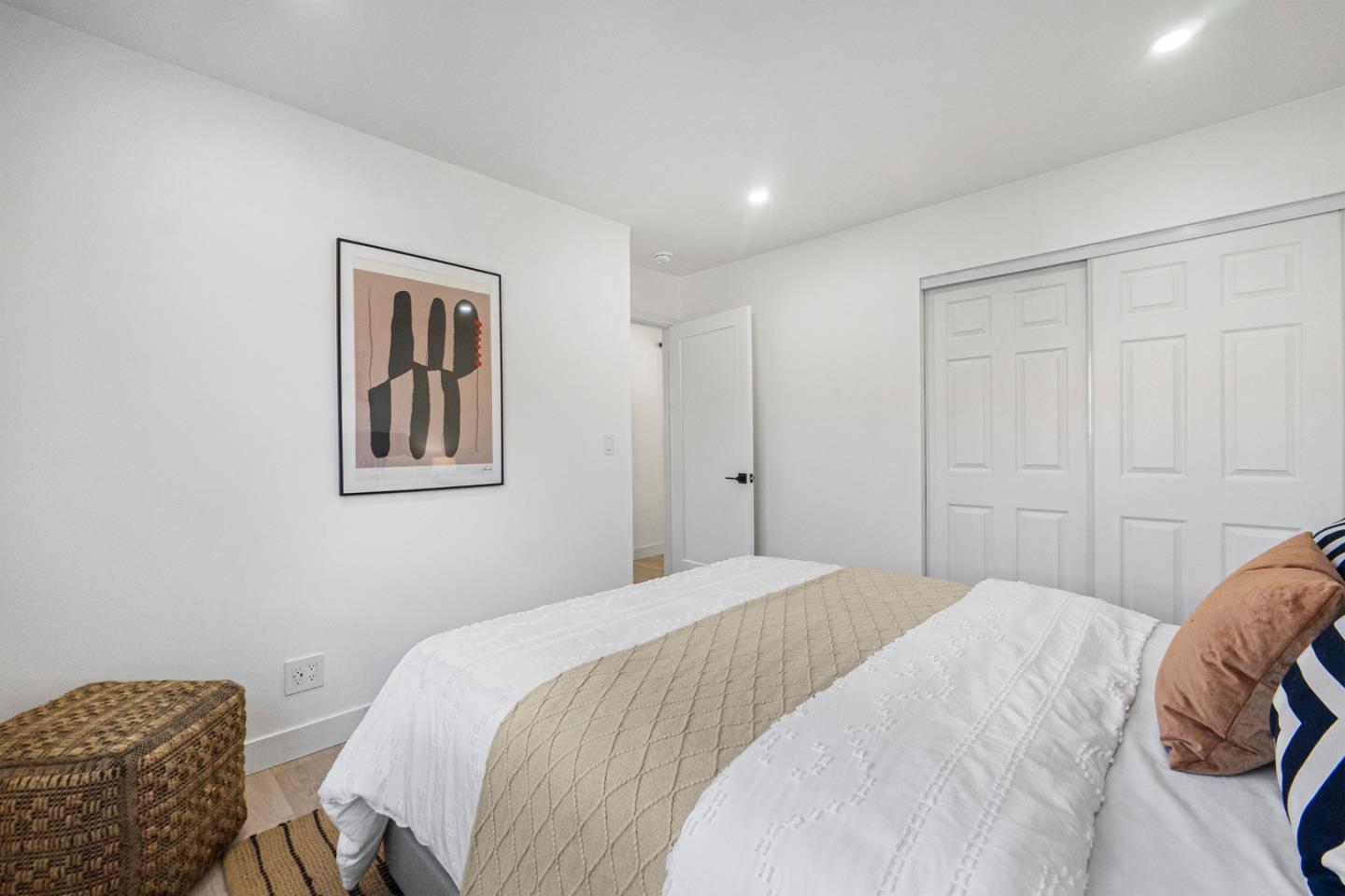 Detail Gallery Image 12 of 29 For 556 N Clover Ave, San Jose,  CA 95128 - 4 Beds | 2/1 Baths