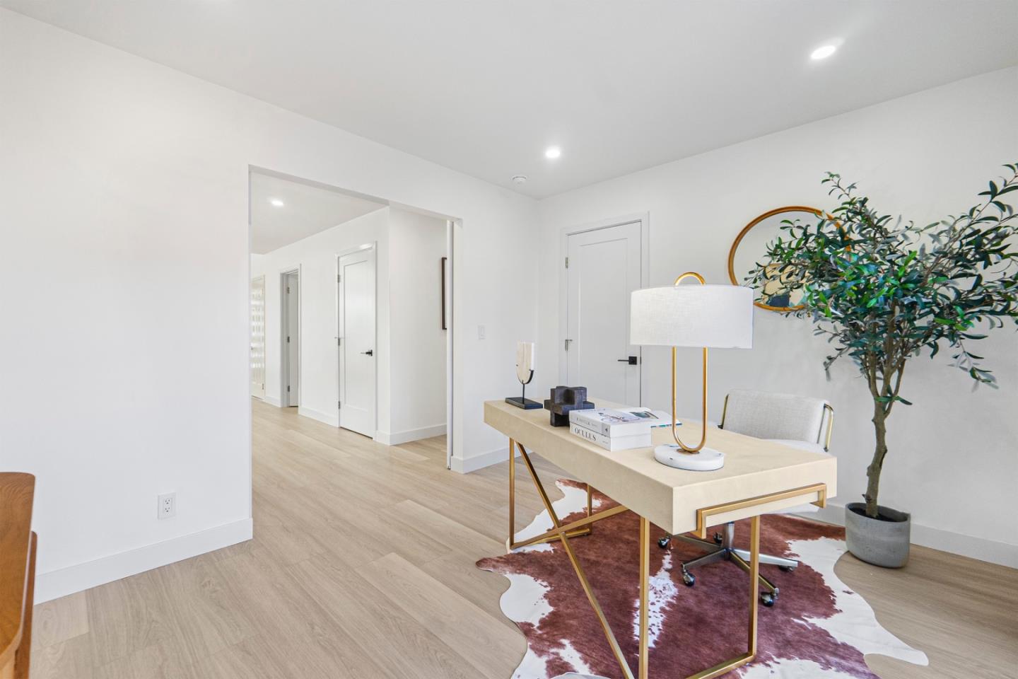 Detail Gallery Image 17 of 29 For 556 N Clover Ave, San Jose,  CA 95128 - 4 Beds | 2/1 Baths