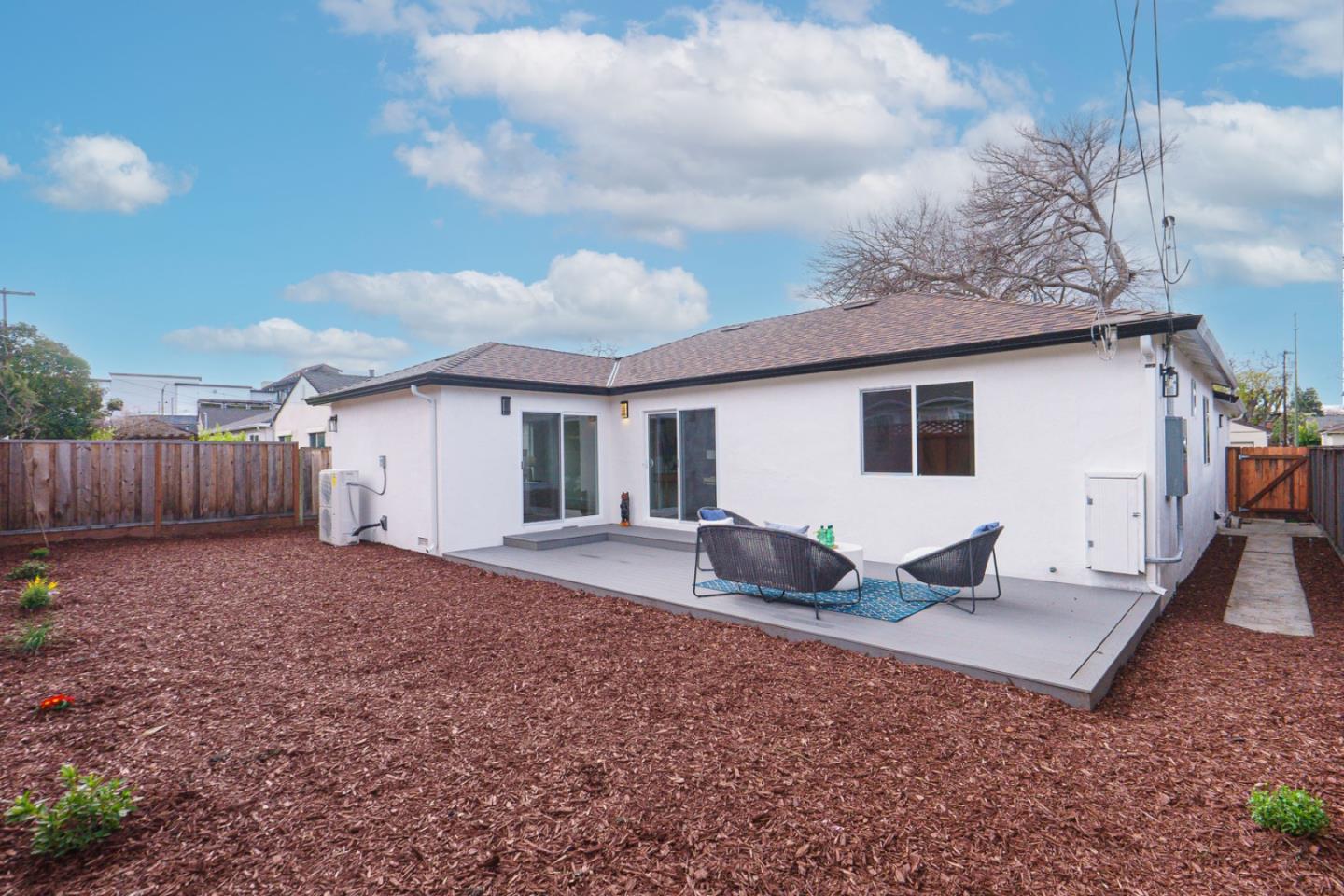 Detail Gallery Image 21 of 29 For 556 N Clover Ave, San Jose,  CA 95128 - 4 Beds | 2/1 Baths