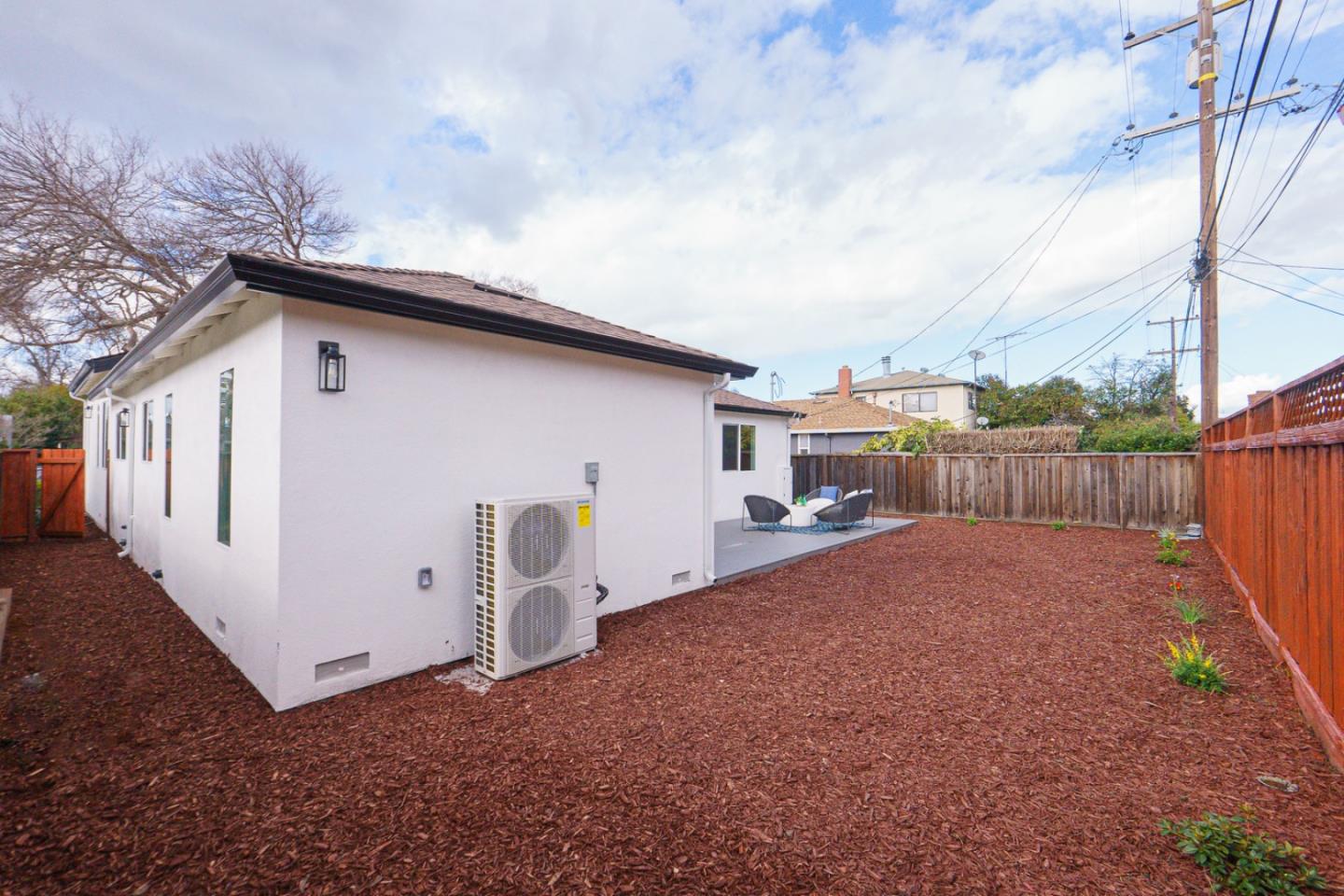 Detail Gallery Image 24 of 29 For 556 N Clover Ave, San Jose,  CA 95128 - 4 Beds | 2/1 Baths