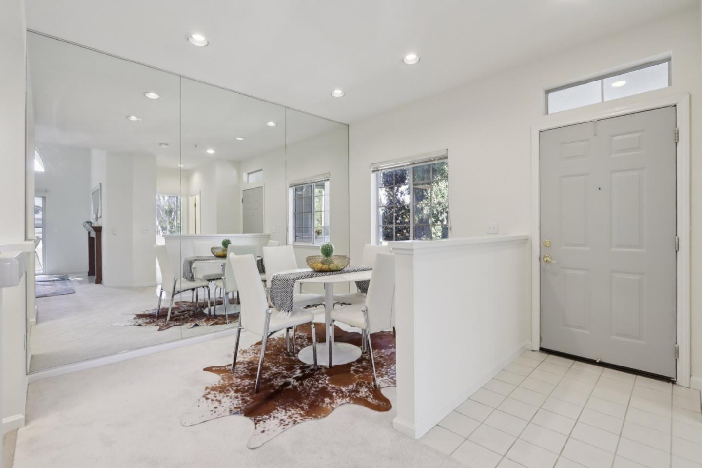 Detail Gallery Image 10 of 45 For 2508 Hastings Shore Ln, Redwood City,  CA 94065 - 2 Beds | 2 Baths