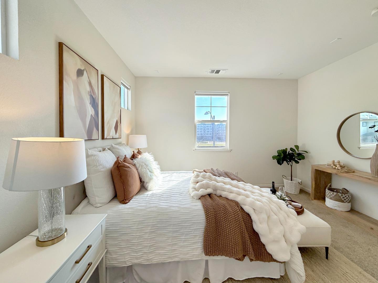 Detail Gallery Image 19 of 34 For 1053 Eagle Way, San Jose,  CA 95131 - 4 Beds | 3/1 Baths