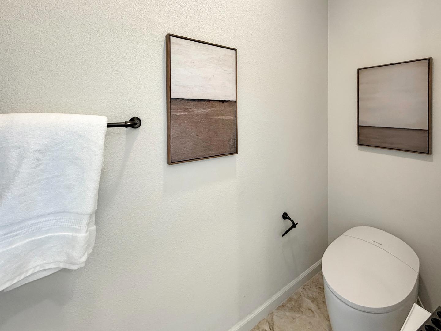 Detail Gallery Image 22 of 34 For 1053 Eagle Way, San Jose,  CA 95131 - 4 Beds | 3/1 Baths