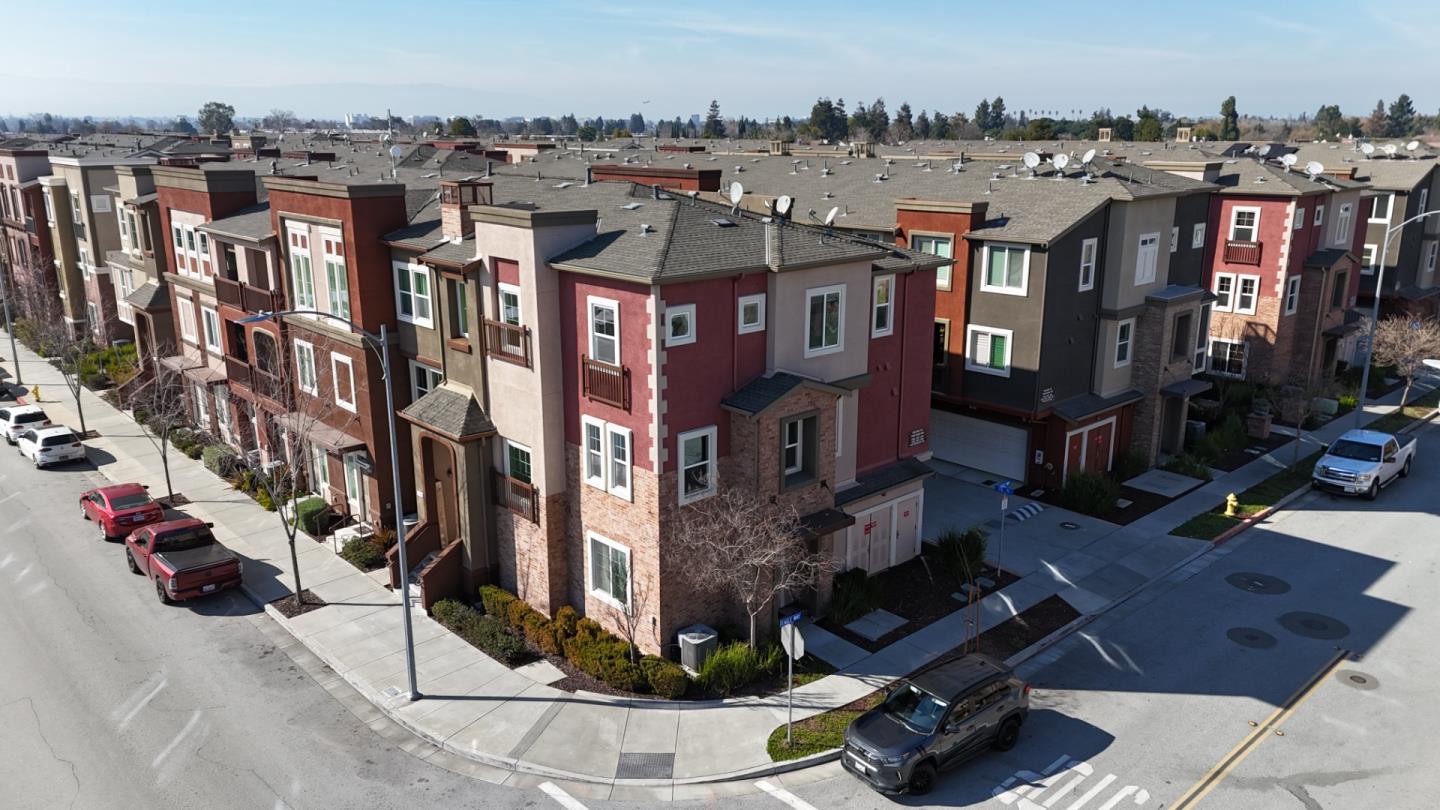 Detail Gallery Image 29 of 34 For 1053 Eagle Way, San Jose,  CA 95131 - 4 Beds | 3/1 Baths