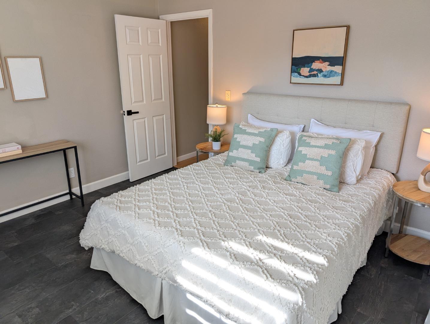 Detail Gallery Image 19 of 24 For 124 Western Ct, Santa Cruz,  CA 95060 - 3 Beds | 2 Baths