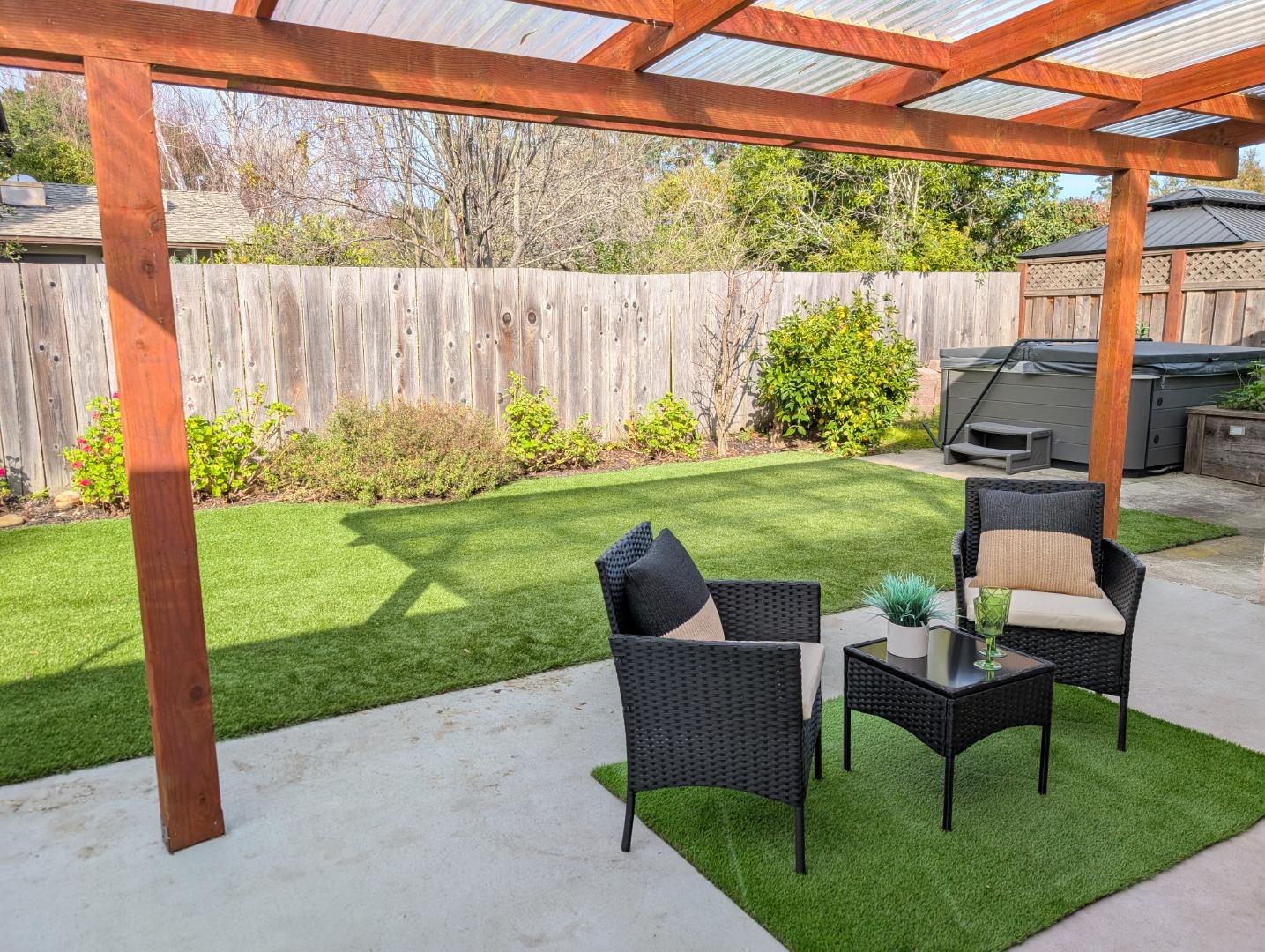 Detail Gallery Image 23 of 24 For 124 Western Ct, Santa Cruz,  CA 95060 - 3 Beds | 2 Baths