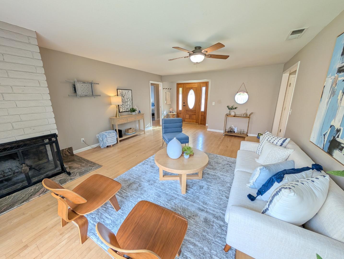 Detail Gallery Image 6 of 24 For 124 Western Ct, Santa Cruz,  CA 95060 - 3 Beds | 2 Baths