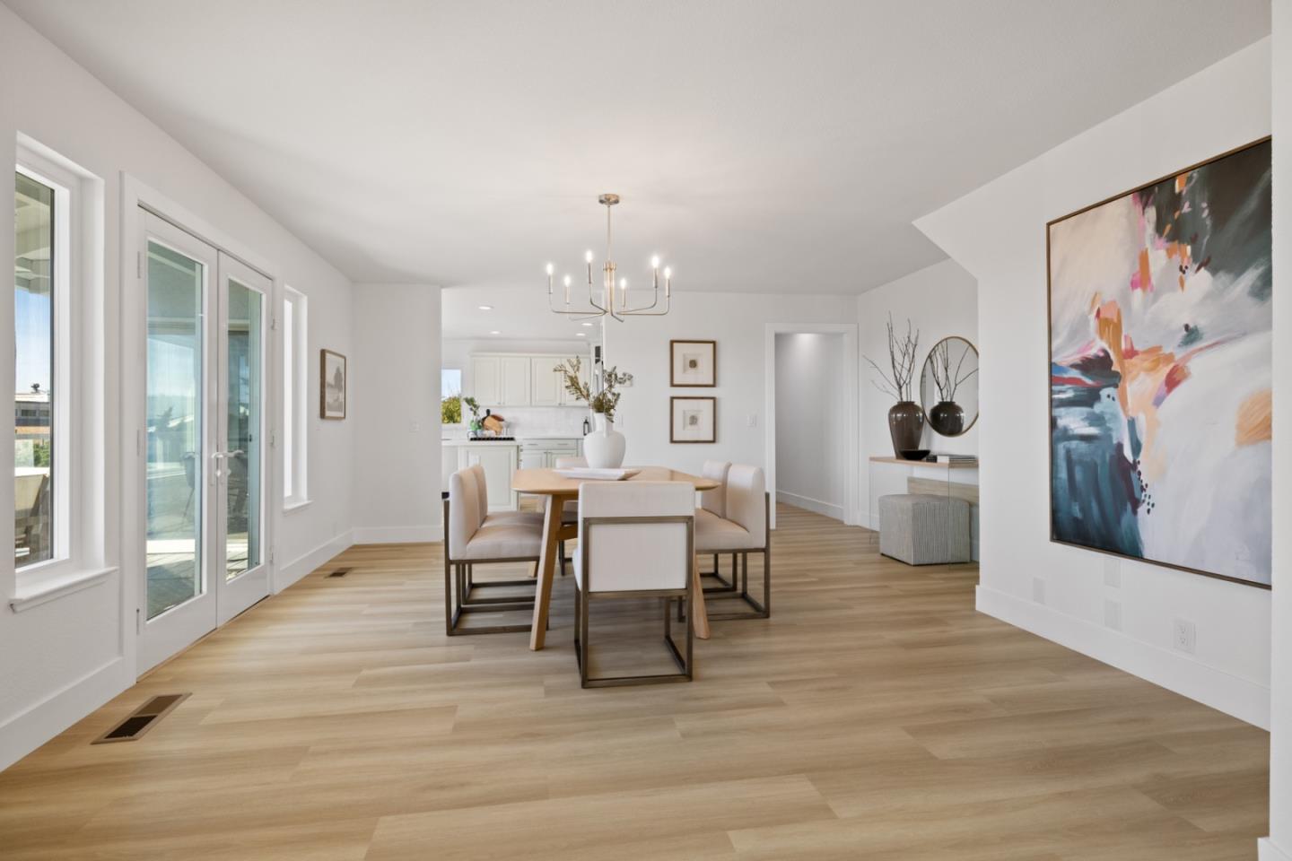 Detail Gallery Image 17 of 51 For 211 Washington Blvd, Half Moon Bay,  CA 94019 - 4 Beds | 3/1 Baths