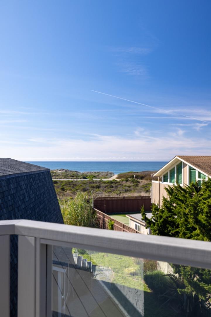 Detail Gallery Image 28 of 51 For 211 Washington Blvd, Half Moon Bay,  CA 94019 - 4 Beds | 3/1 Baths