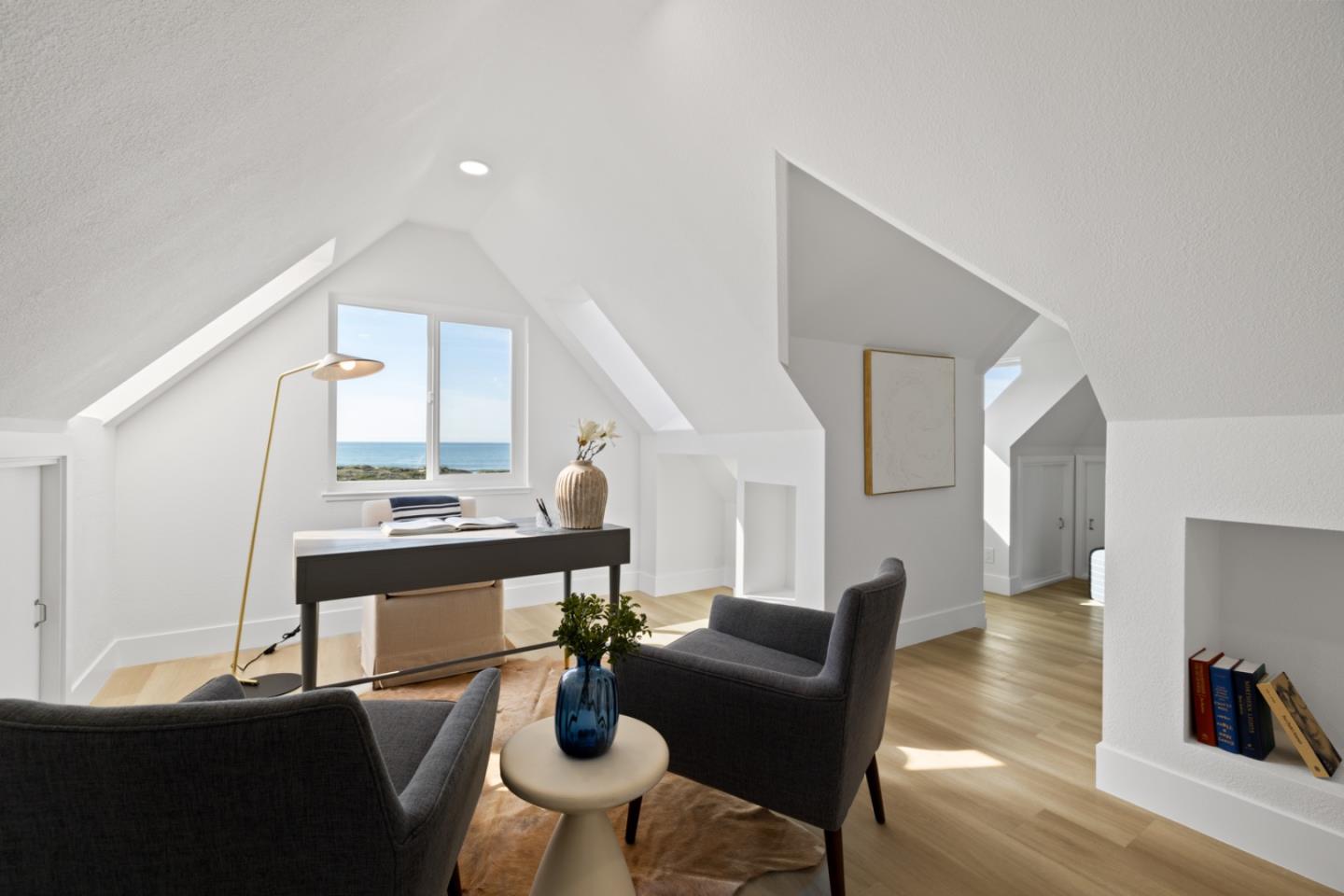 Detail Gallery Image 31 of 51 For 211 Washington Blvd, Half Moon Bay,  CA 94019 - 4 Beds | 3/1 Baths