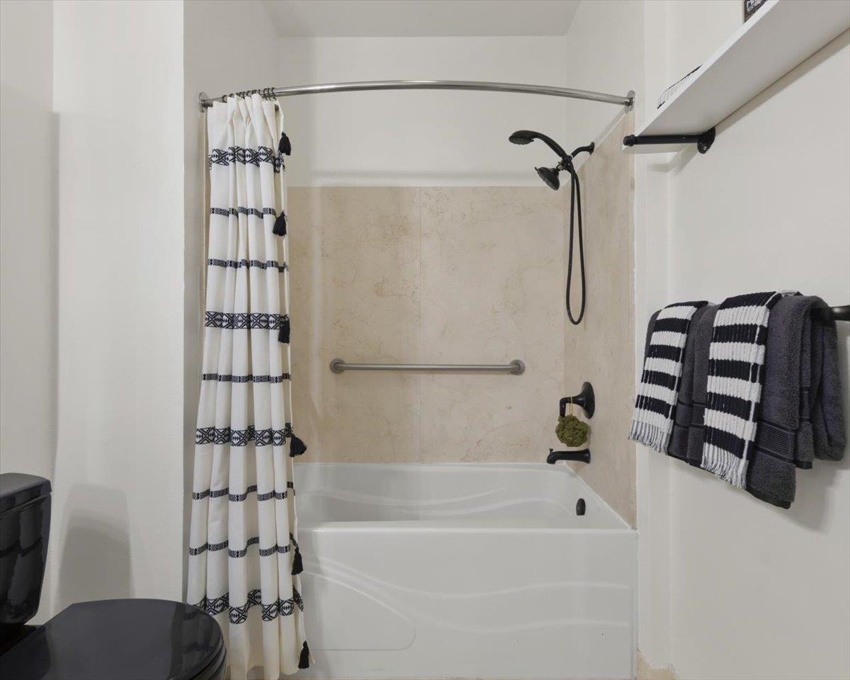 Detail Gallery Image 24 of 28 For 1066 41st Ave #A303,  Capitola,  CA 95010 - 1 Beds | 1 Baths